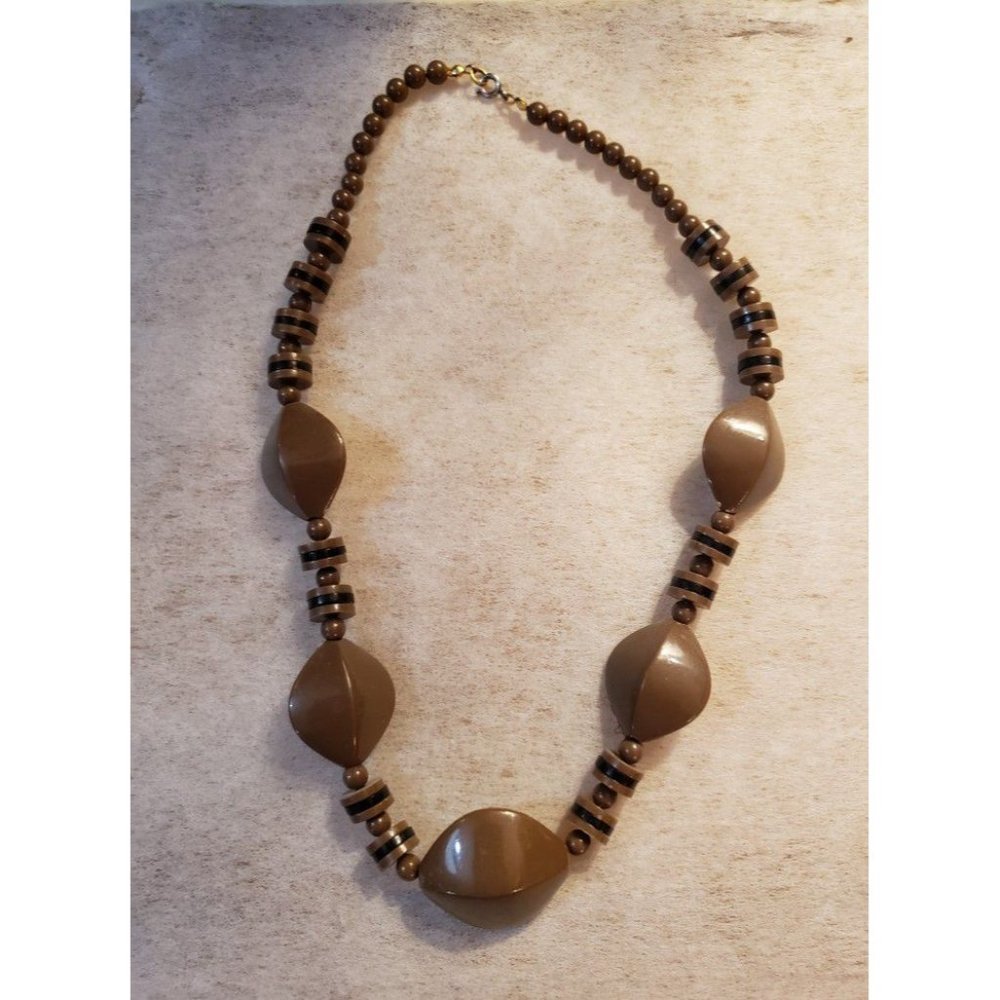 Vintage Beaded Necklace/choker With Clasp Close